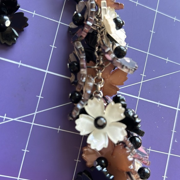 Vintage estate piece by R.J. Graziano chunky floral earthtone statement piece - Picture 6 of 11